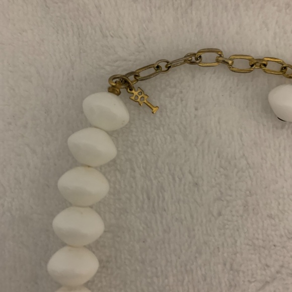 Adjustable Beaded Choker Necklace 14”-16” - Picture 6 of 8